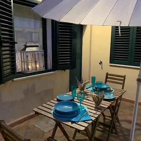 Cala Liberotto-raffinata Taverna Con Camino