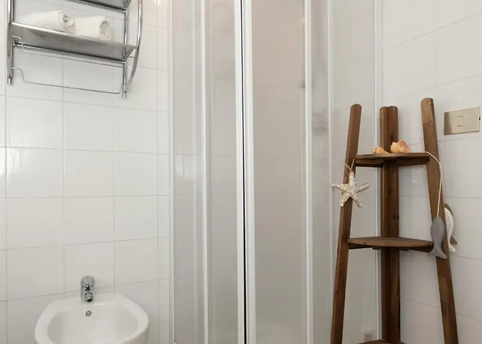 Cala Liberotto-raffinata Taverna Con Camino Apartament Cala Liberotto