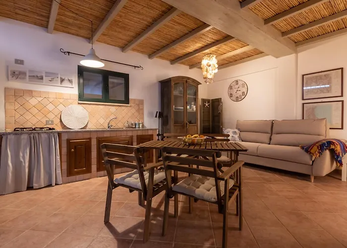 Apartament Cala Liberotto-raffinata Taverna Con Camino *